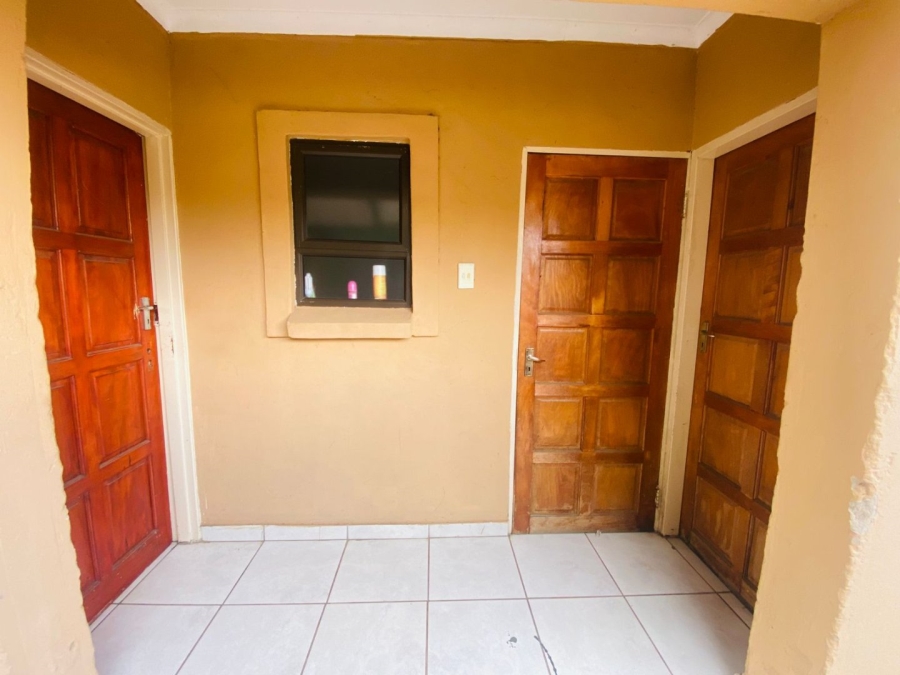 4 Bedroom Property for Sale in Kirkney Gauteng