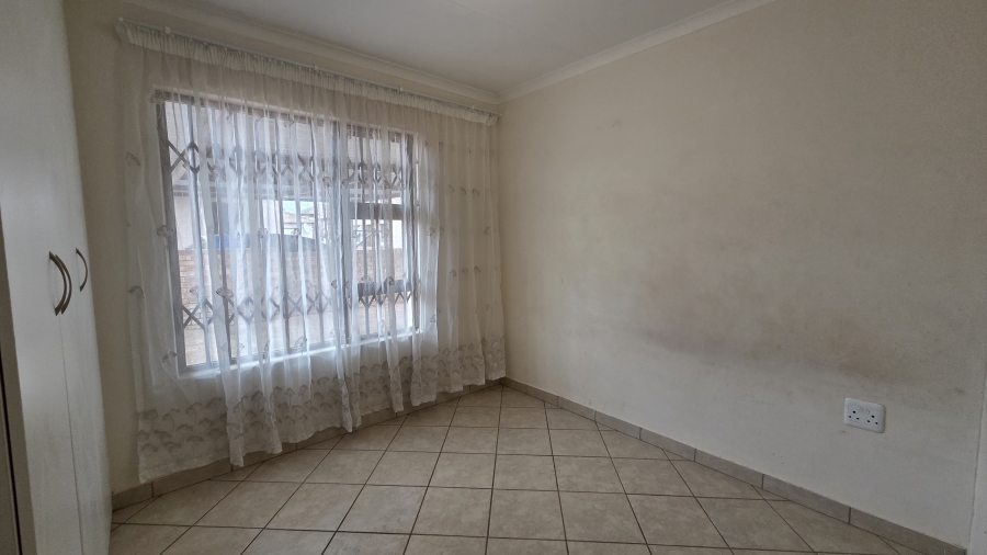 To Let 3 Bedroom Property for Rent in Chantelle Gauteng