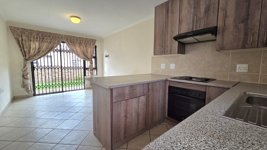 To Let 3 Bedroom Property for Rent in Chantelle Gauteng