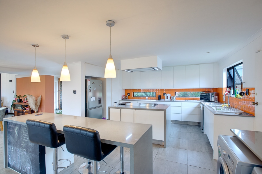 4 Bedroom Property for Sale in Morningside Ext 40 Gauteng