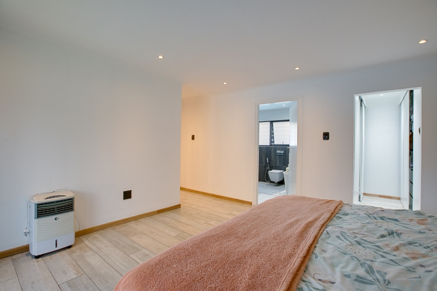 4 Bedroom Property for Sale in Morningside Ext 40 Gauteng