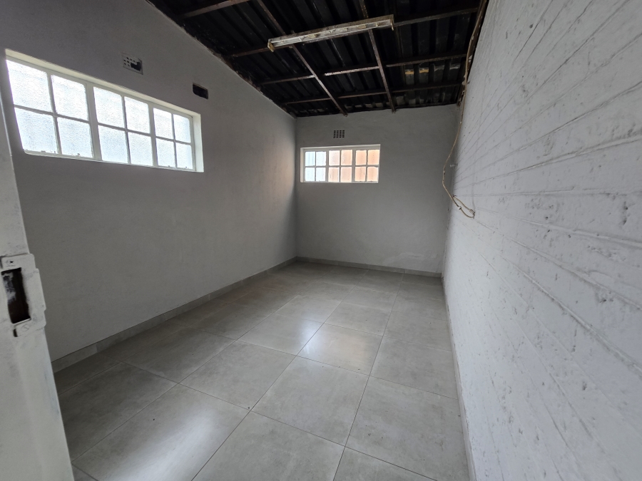 0 Bedroom Property for Sale in Robertsham Gauteng