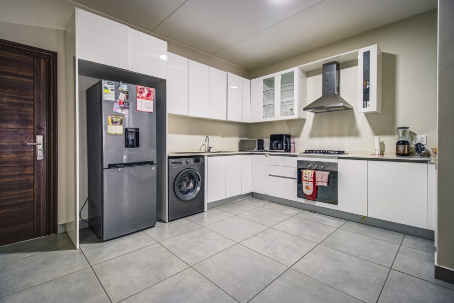 1 Bedroom Property for Sale in Bedfordview Gauteng