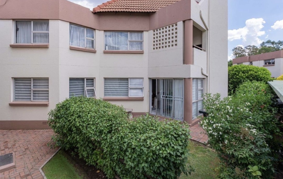 1 Bedroom Property for Sale in Bedfordview Gauteng