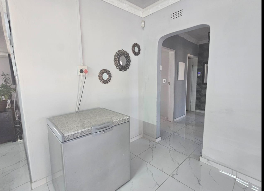 3 Bedroom Property for Sale in Kibler Park Gauteng