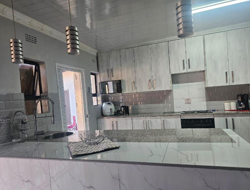 3 Bedroom Property for Sale in Kibler Park Gauteng