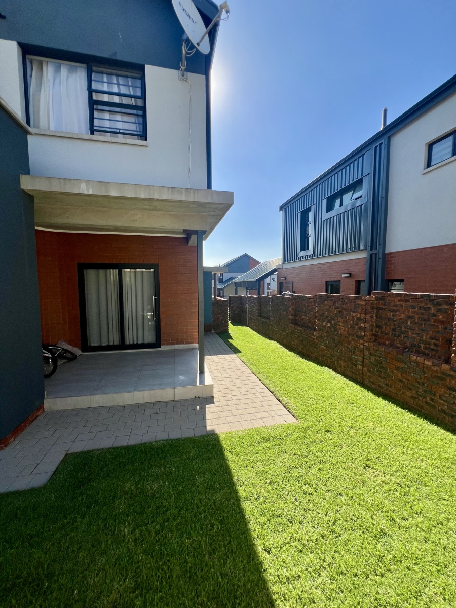 3 Bedroom Property for Sale in Kya Sands Gauteng