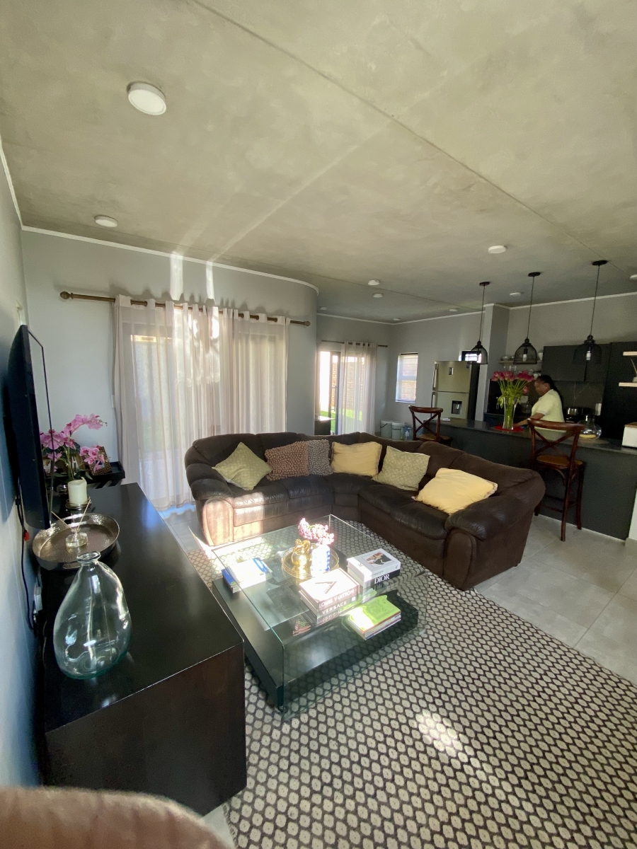 3 Bedroom Property for Sale in Kya Sands Gauteng