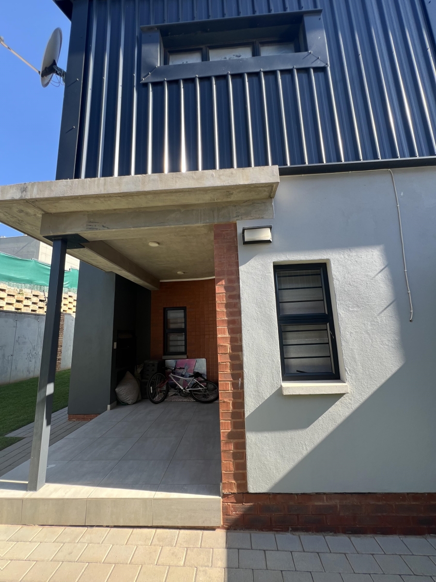3 Bedroom Property for Sale in Kya Sands Gauteng