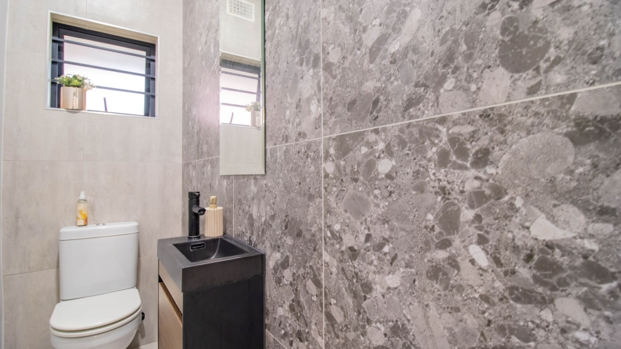 3 Bedroom Property for Sale in Kya Sands Gauteng