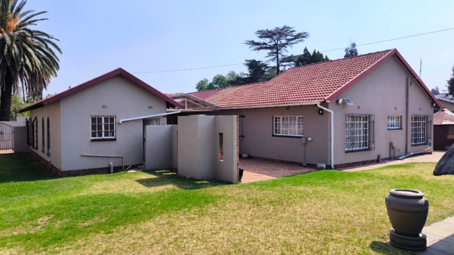3 Bedroom Property for Sale in Brackenhurst Gauteng