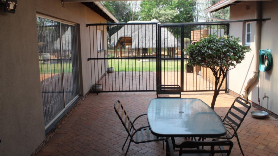 3 Bedroom Property for Sale in Brackenhurst Gauteng