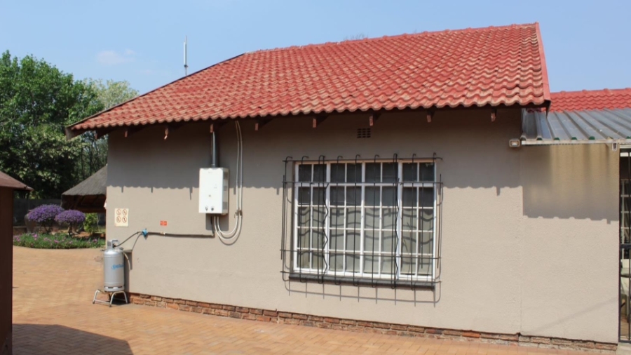 3 Bedroom Property for Sale in Brackenhurst Gauteng