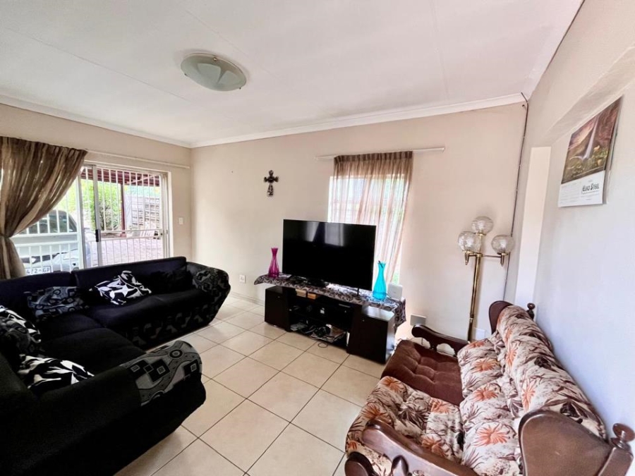 4 Bedroom Property for Sale in Freeway Park Gauteng