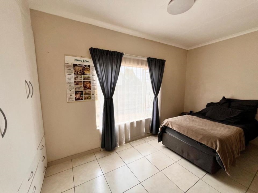 4 Bedroom Property for Sale in Freeway Park Gauteng
