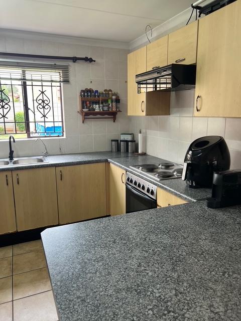 2 Bedroom Property for Sale in Kibler Park Gauteng