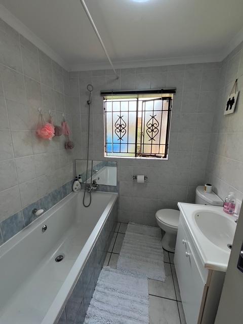 2 Bedroom Property for Sale in Kibler Park Gauteng