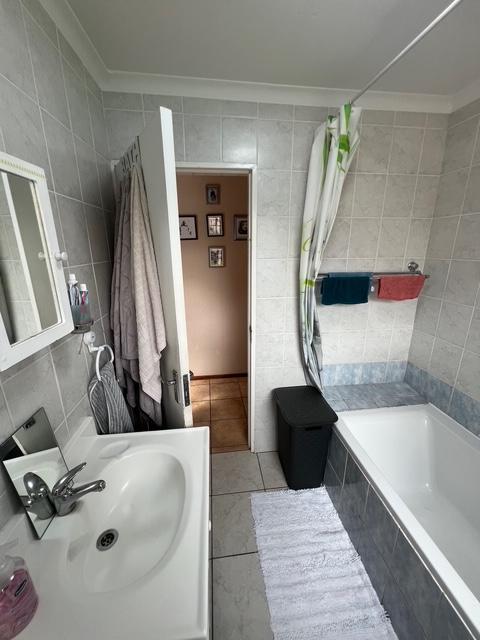 2 Bedroom Property for Sale in Kibler Park Gauteng