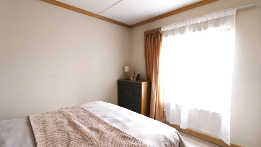 2 Bedroom Property for Sale in Noordwyk Gauteng