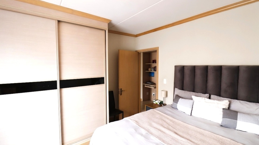 2 Bedroom Property for Sale in Noordwyk Gauteng