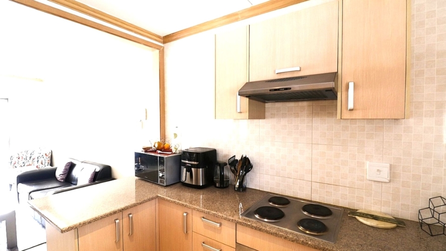 2 Bedroom Property for Sale in Noordwyk Gauteng