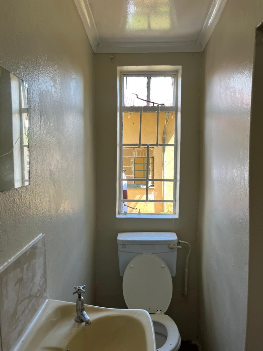 To Let 1 Bedroom Property for Rent in Westdene Gauteng