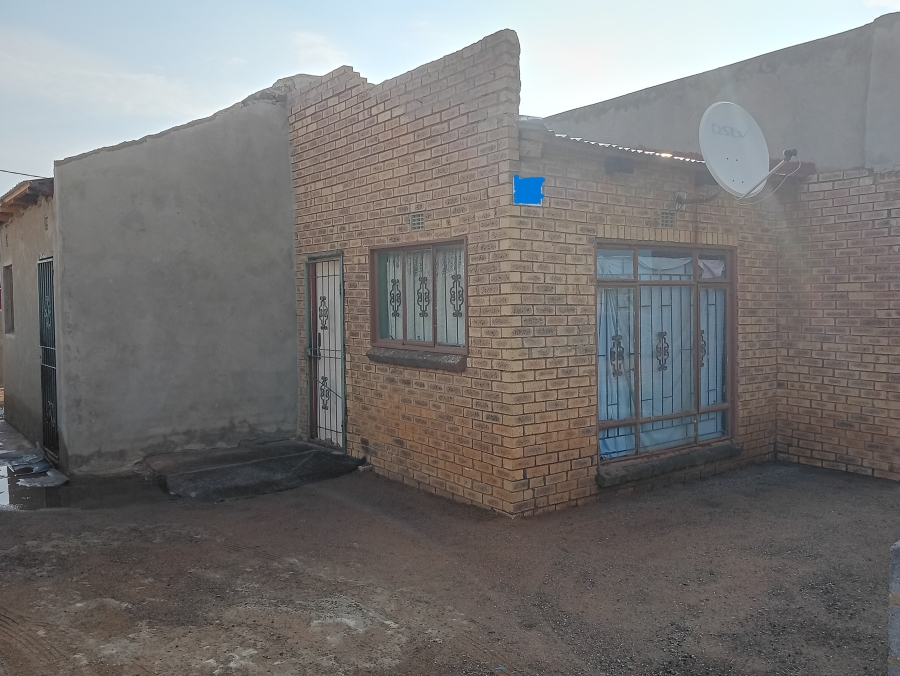 2 Bedroom Property for Sale in Katlehong South Gauteng