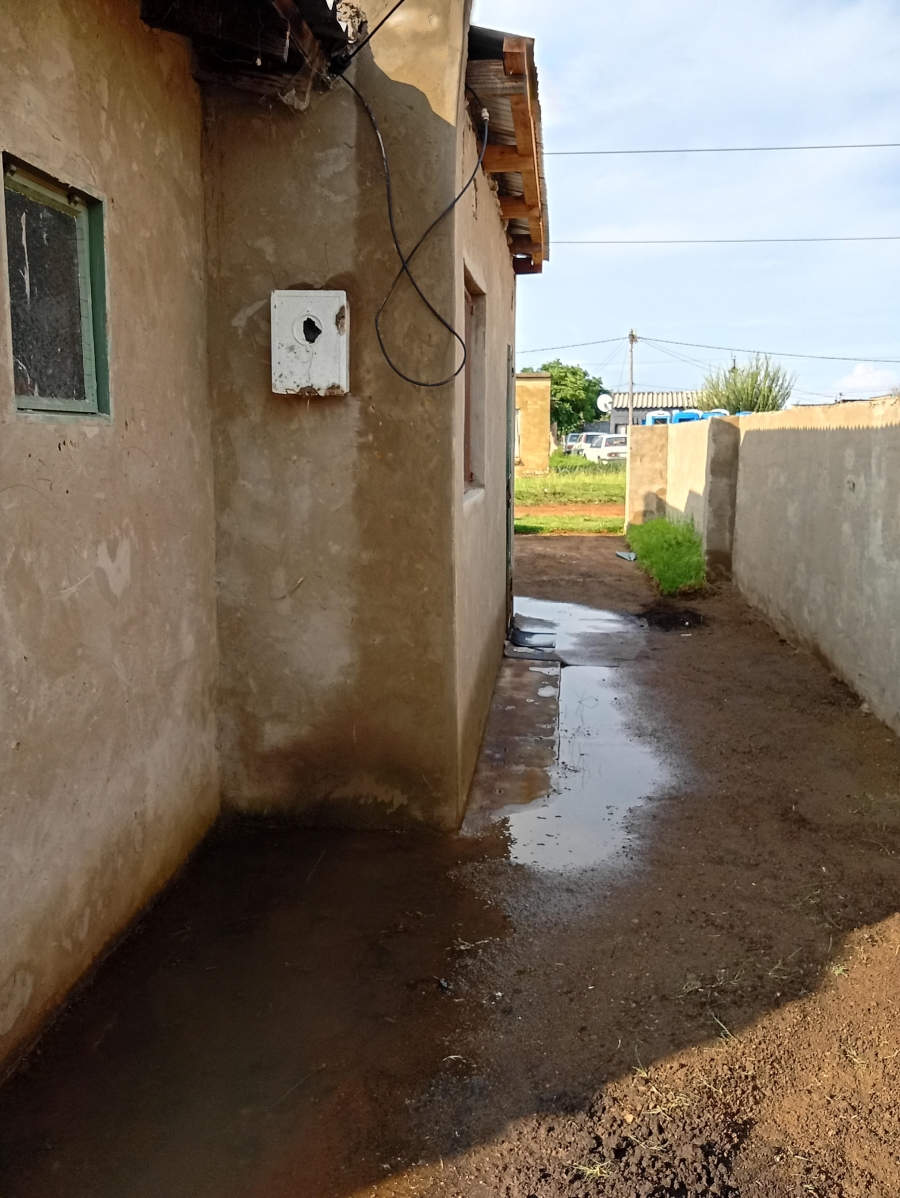 2 Bedroom Property for Sale in Katlehong South Gauteng