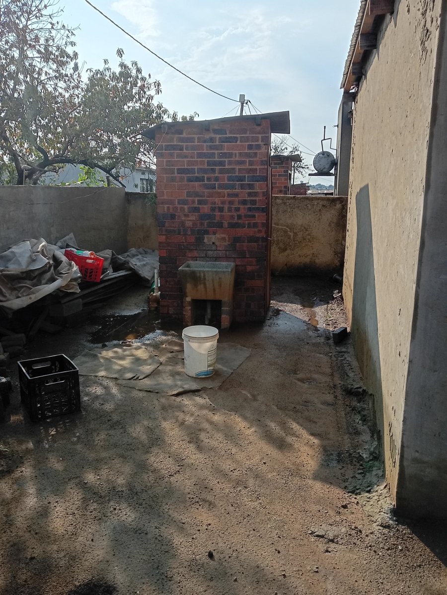 2 Bedroom Property for Sale in Katlehong South Gauteng