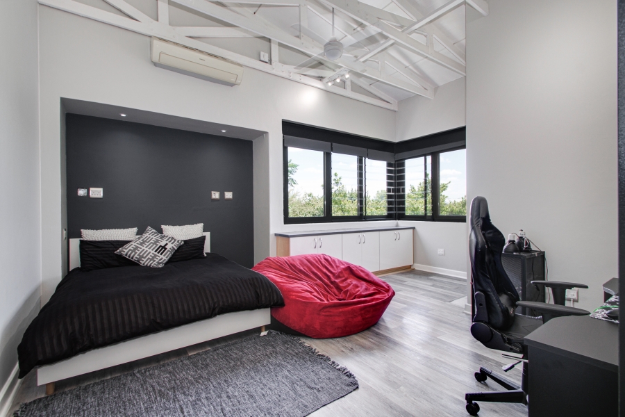 To Let 5 Bedroom Property for Rent in Helderfontein Estate Gauteng