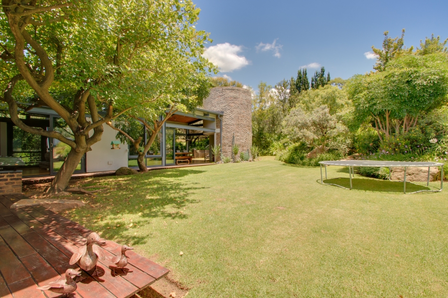 To Let 5 Bedroom Property for Rent in Helderfontein Estate Gauteng