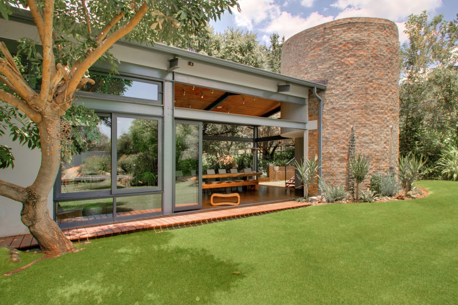 To Let 5 Bedroom Property for Rent in Helderfontein Estate Gauteng