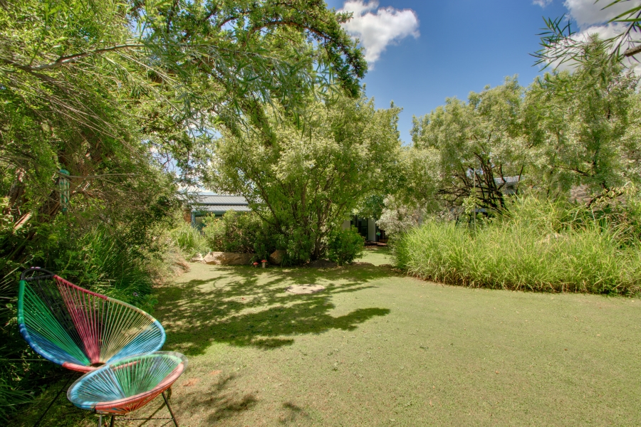 To Let 5 Bedroom Property for Rent in Helderfontein Estate Gauteng