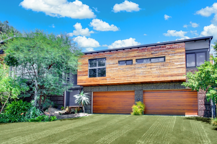 To Let 5 Bedroom Property for Rent in Helderfontein Estate Gauteng