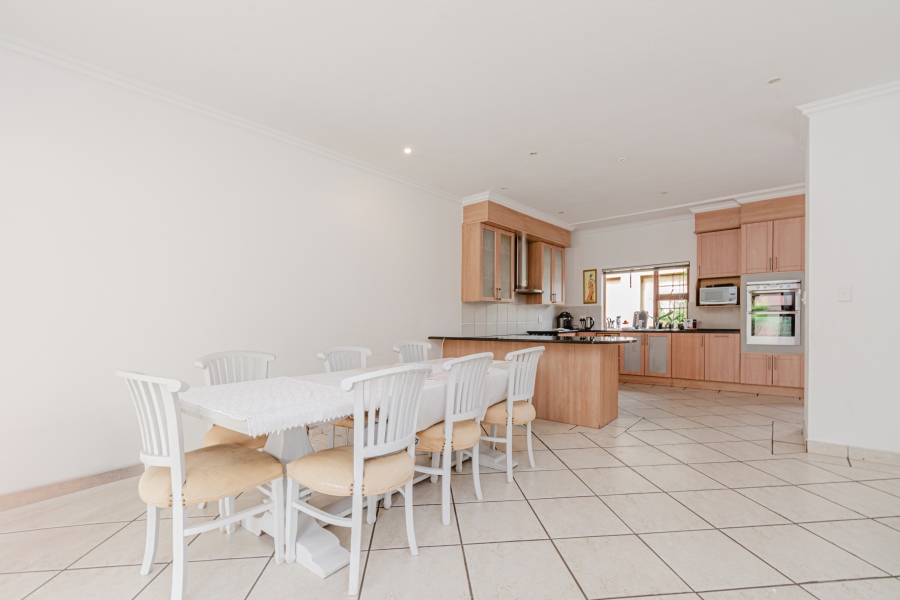 To Let 3 Bedroom Property for Rent in Morningside Gauteng