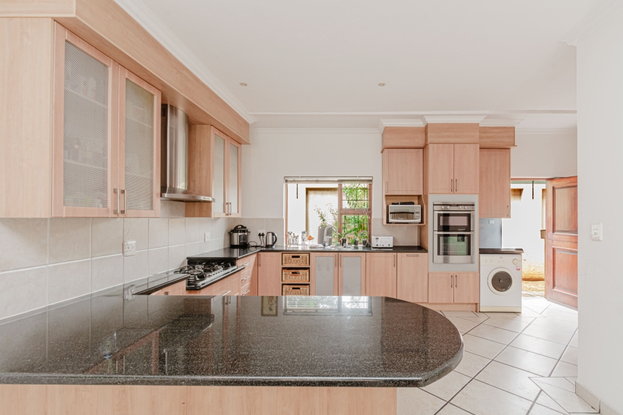 To Let 3 Bedroom Property for Rent in Morningside Gauteng