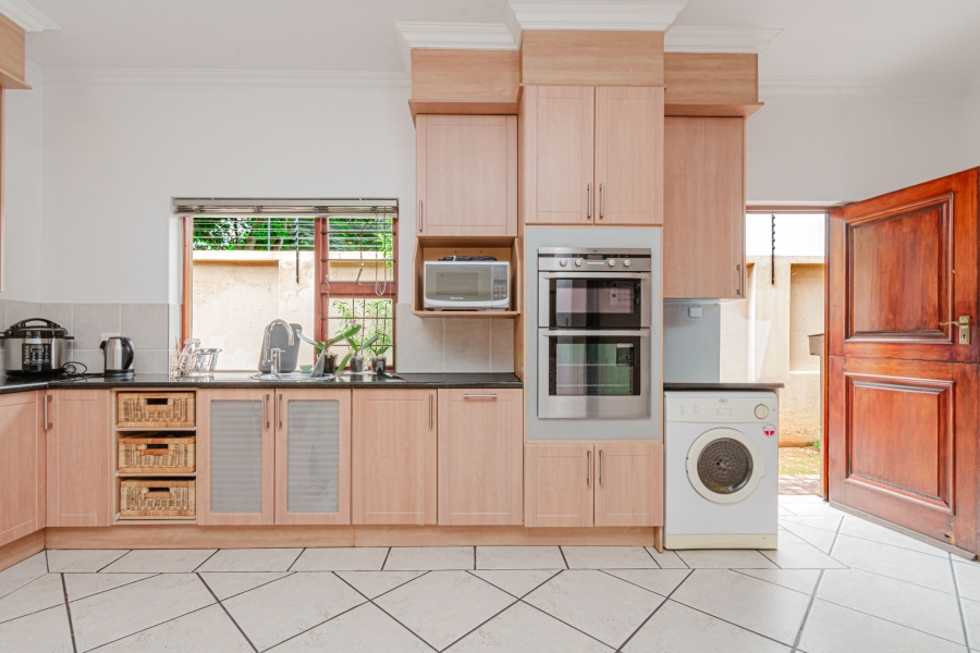 To Let 3 Bedroom Property for Rent in Morningside Gauteng