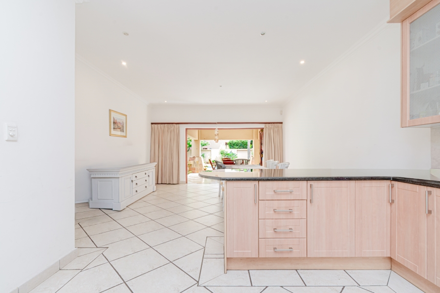 To Let 3 Bedroom Property for Rent in Morningside Gauteng