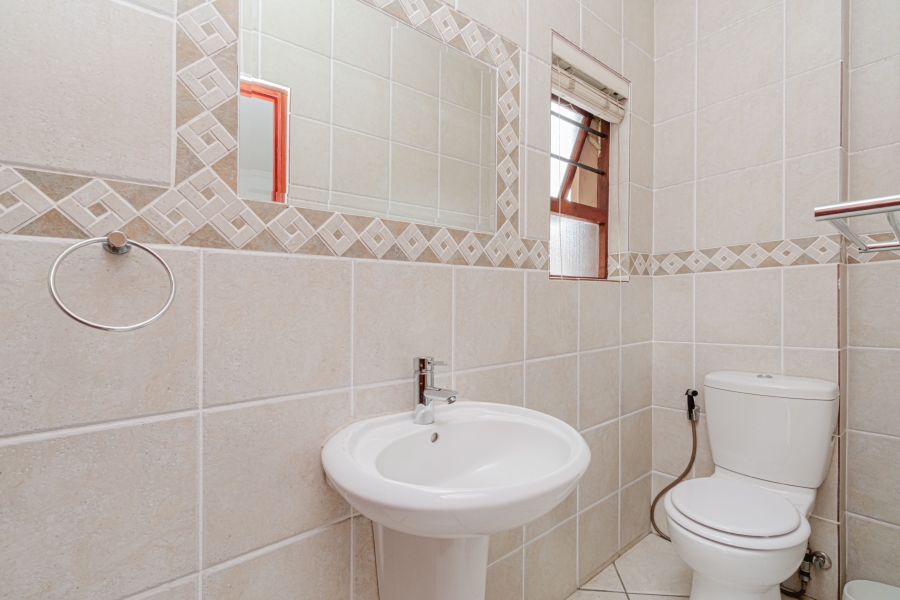 To Let 3 Bedroom Property for Rent in Morningside Gauteng