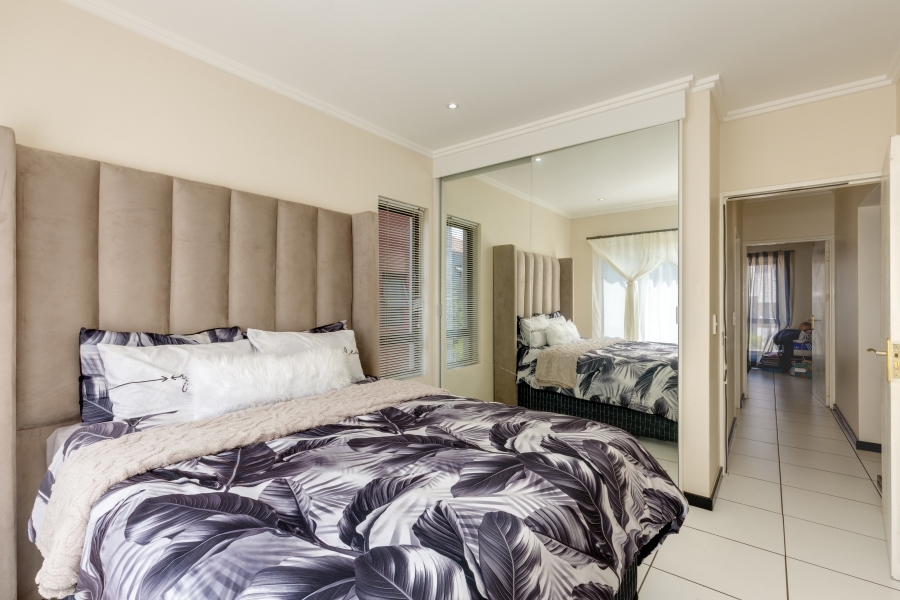 2 Bedroom Property for Sale in Fourways Gauteng