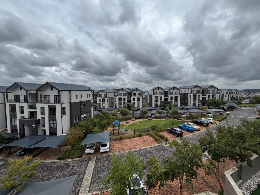 2 Bedroom Property for Sale in Waterfall Gauteng