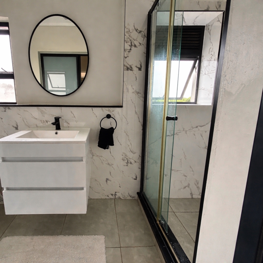 2 Bedroom Property for Sale in Waterfall Gauteng