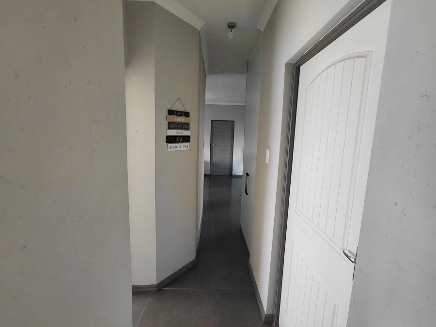 To Let 2 Bedroom Property for Rent in Honeydew Gauteng