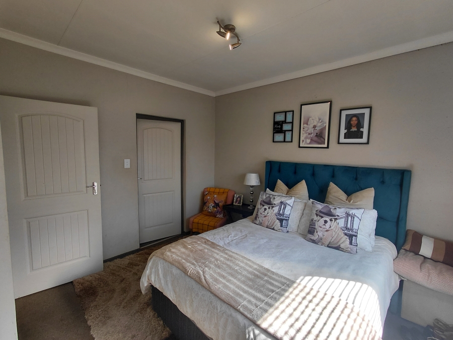 To Let 2 Bedroom Property for Rent in Honeydew Gauteng