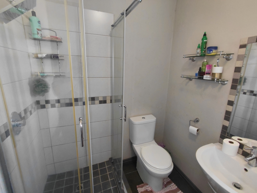 To Let 2 Bedroom Property for Rent in Honeydew Gauteng