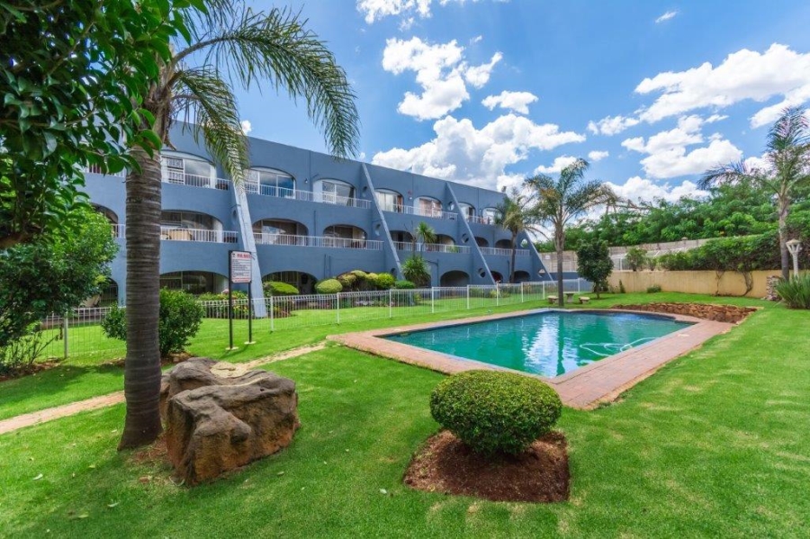 2 Bedroom Property for Sale in Florida Gauteng