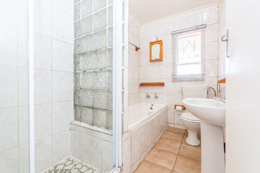 2 Bedroom Property for Sale in Florida Gauteng