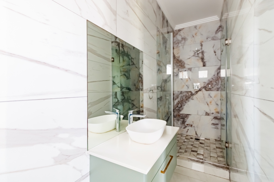 7 Bedroom Property for Sale in Midstream Estate Gauteng