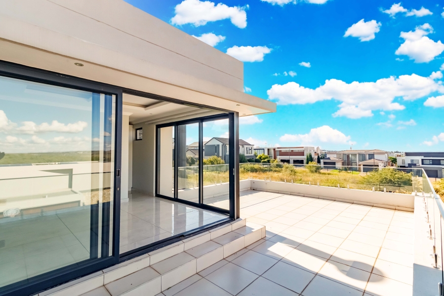 7 Bedroom Property for Sale in Midstream Estate Gauteng