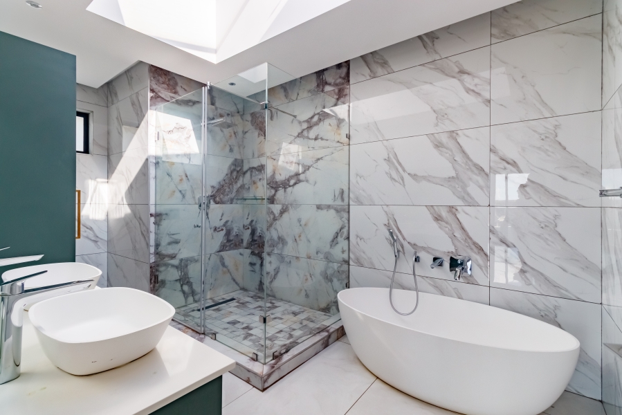 7 Bedroom Property for Sale in Midstream Estate Gauteng